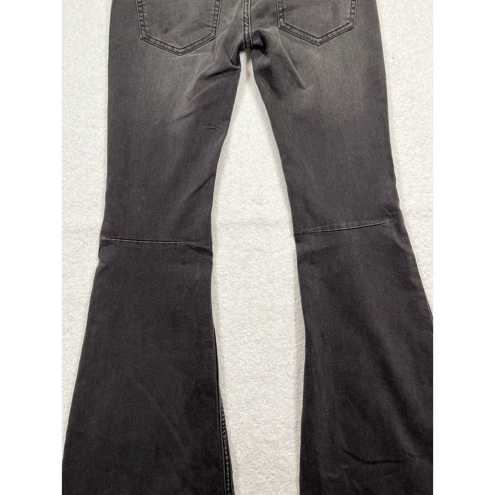 Free People Women's Low Rise Bell Bottom Jeans Y2K 90s Grunge Size 25 Short - Picture 8 of 9